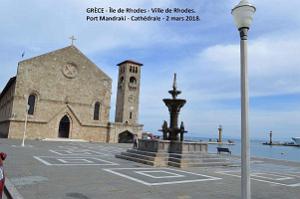 013- Rhodes Centre- Port d'honneur